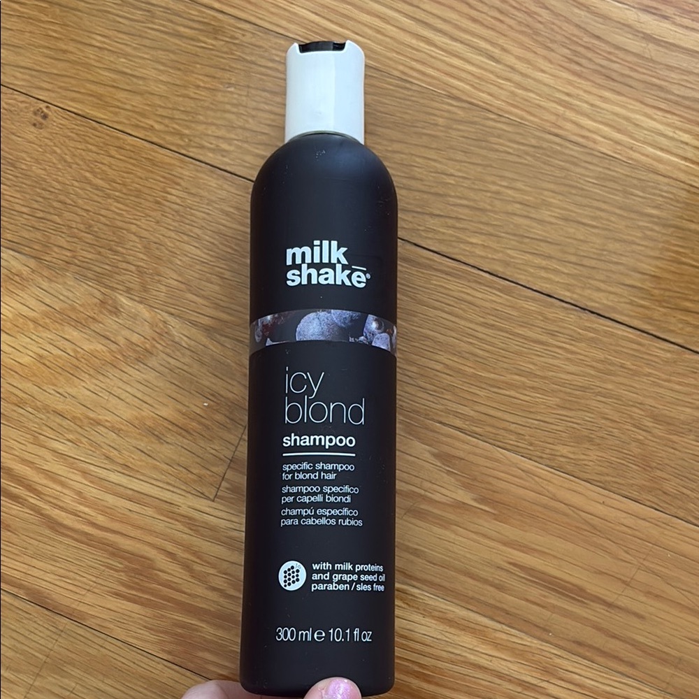 Milk Shake Icy Blond Shampoo